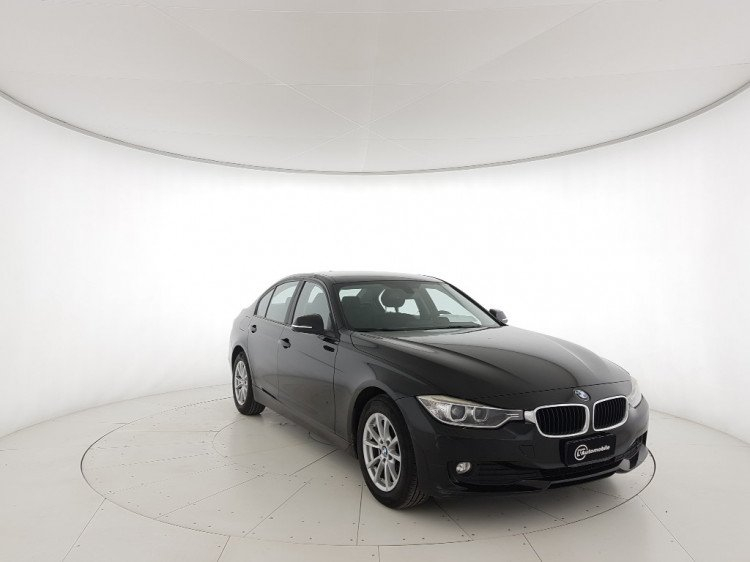 Automobile BMW Serie 3 Berlina Usata in vendita a 27.900€ - L'Automobile