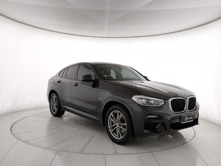 Automobile BMW X4 Usata in vendita a 43.900€ - L'Automobile